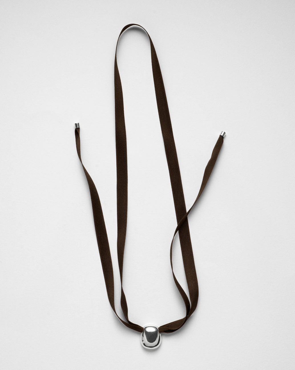 COLLIER MINI BLOWBLOW en argent et en soie marron 