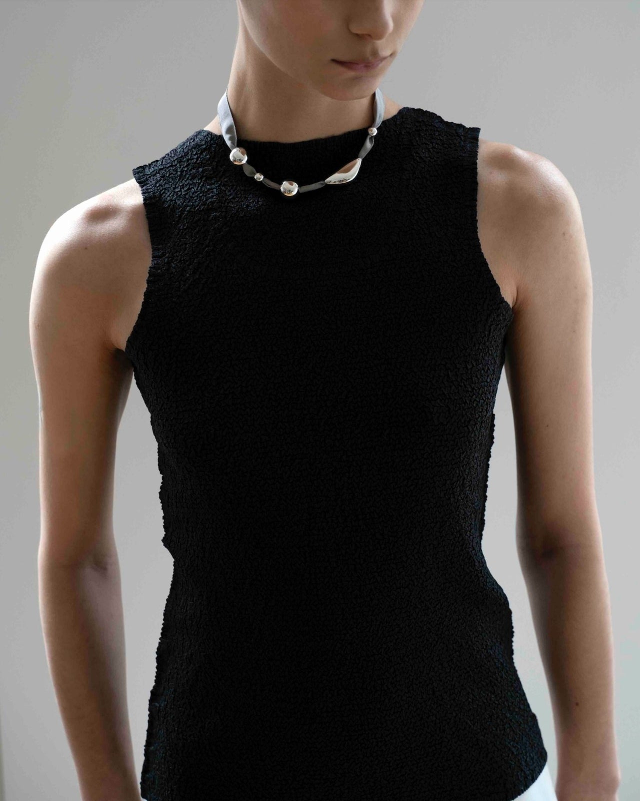 COLLIER GRIGRIS - ARGENT 925 ET SOIE GRISE