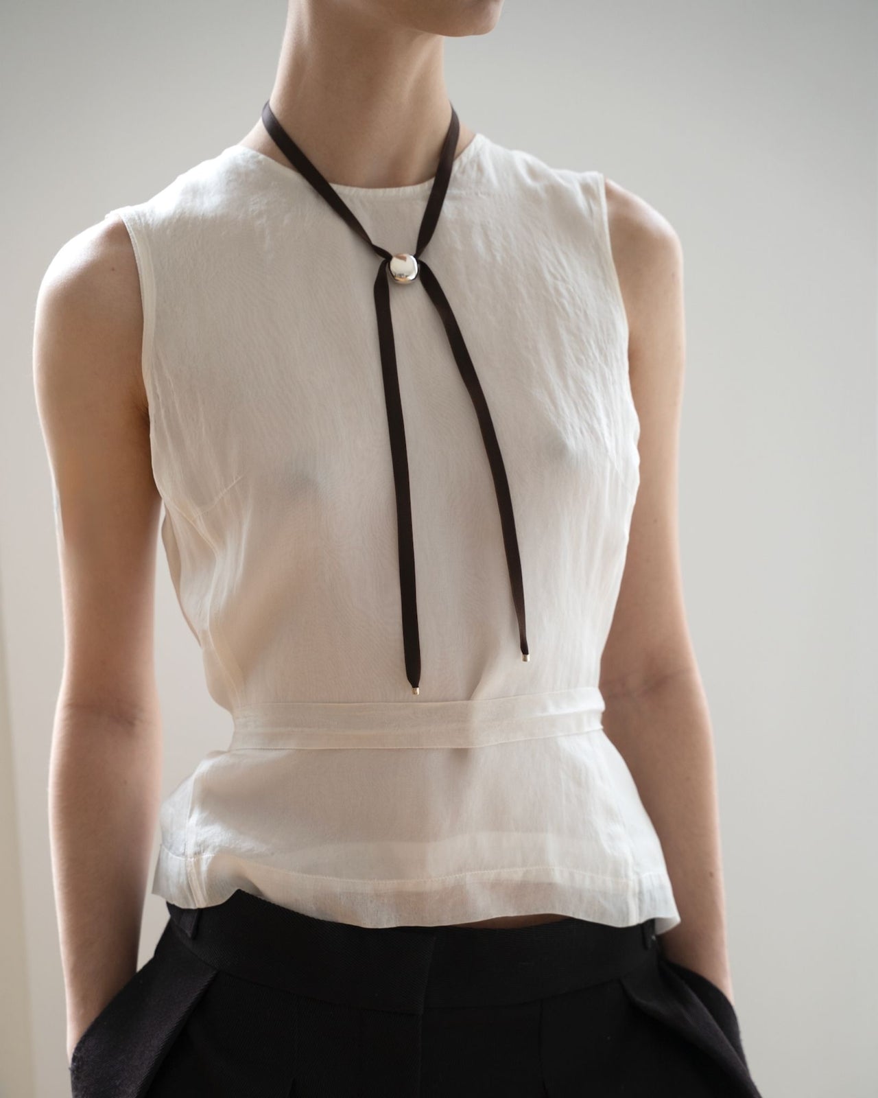 COLLIER MINI BLOWBLOW - ARGENT 925 ET RUBAN EN SOIE MARRON